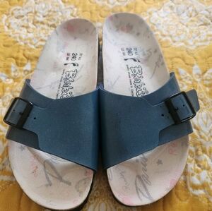 NWOT BIRKI'S BIRKENSTOCK CATALINA PARIS BLUE PATENT LEATHER SANDALS SZ6